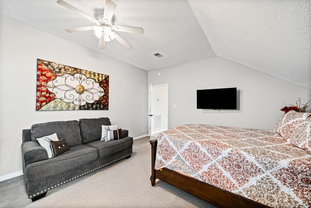 2175 Jim Taylor Rd, Woodlawn, TN 37191