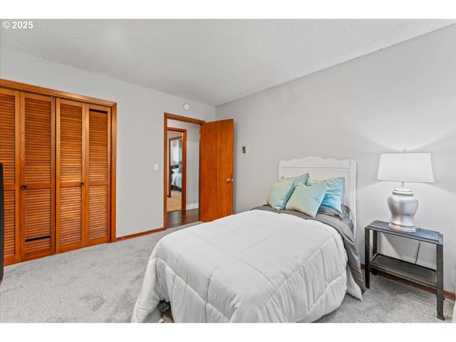 9811 Ne 152ND Ave, Vancouver, WA 98682