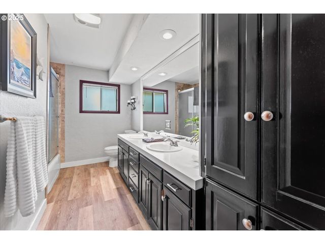 9811 Ne 152ND Ave, Vancouver, WA 98682