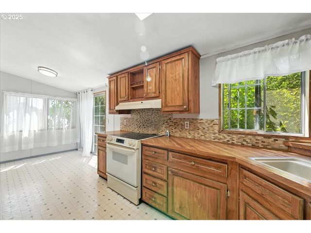 9811 Ne 152ND Ave, Vancouver, WA 98682