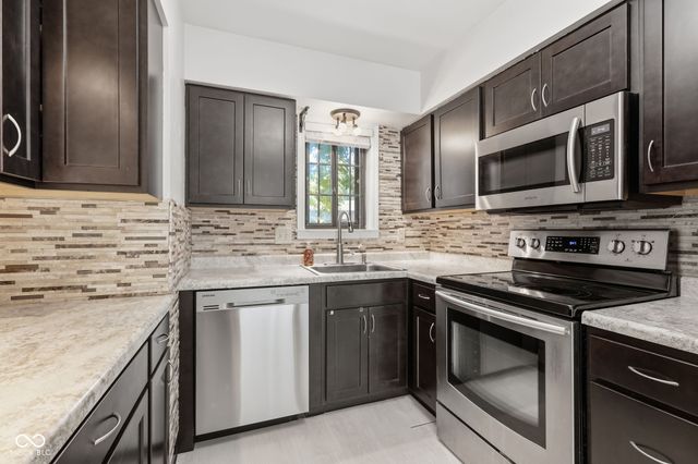 2260 Rome Drive, Indianapolis, IN 46228
