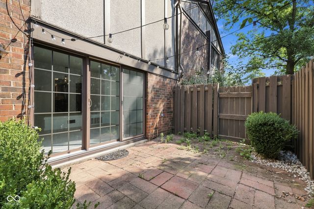 2260 Rome Drive, Indianapolis, IN 46228