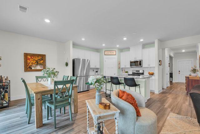 133 Hazelcroft Drive, Fountain Inn, SC 29644