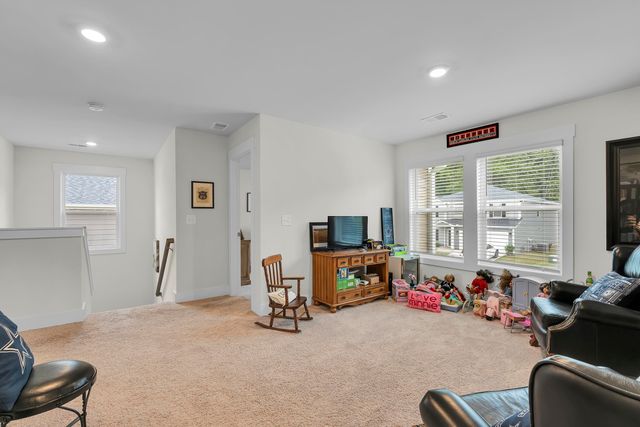 133 Hazelcroft Drive, Fountain Inn, SC 29644