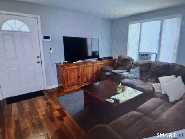 175 Alexander Drive, Bridgeport, CT 06606