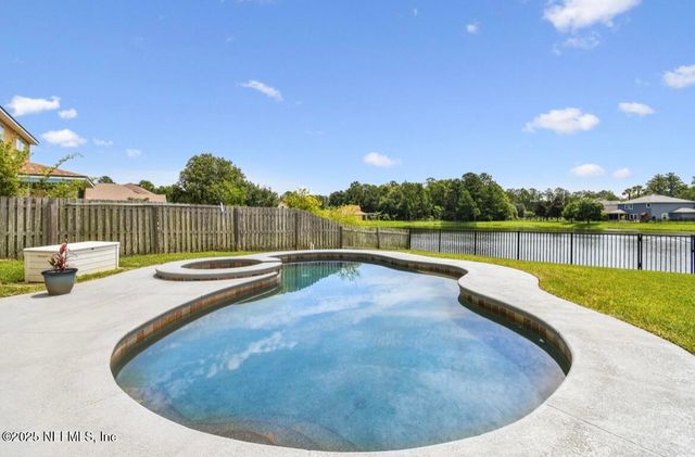 1545 HARVEST COVE Drive, Middleburg, FL 32068