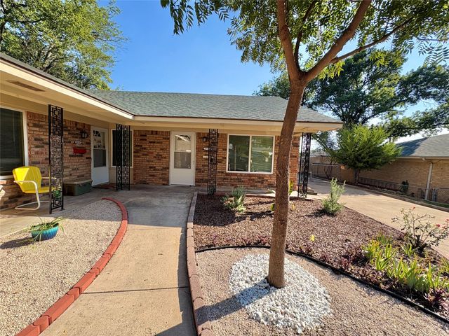 4925 Geddes Avenue, Fort Worth, TX 76107