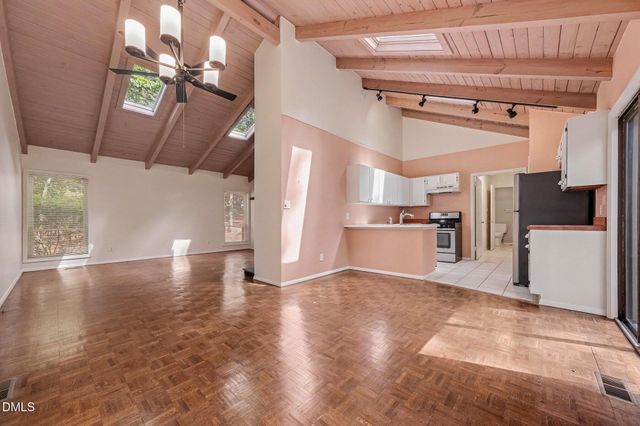 4 Matchwood, Pittsboro, NC 27312