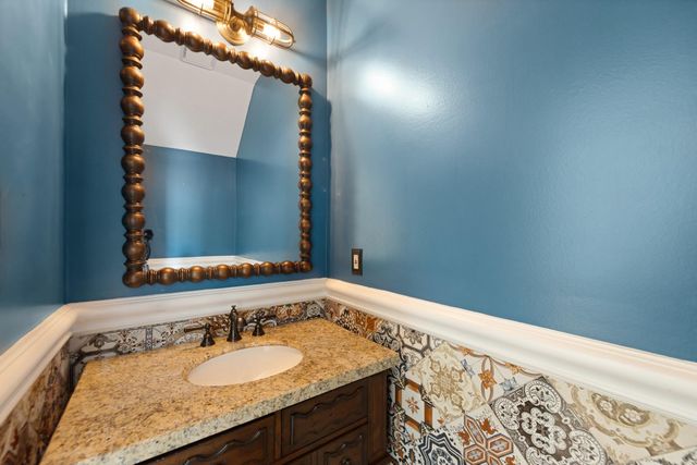 5115 Westerham Place, Houston, TX 77069