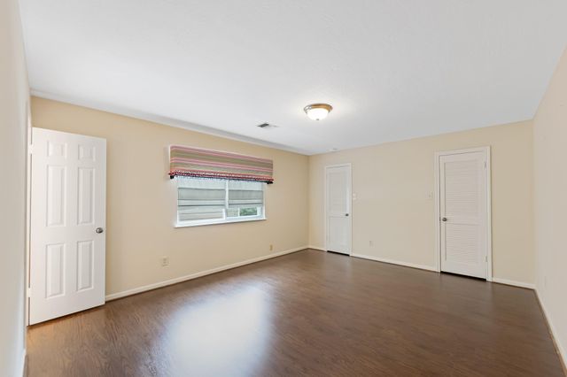 5115 Westerham Place, Houston, TX 77069