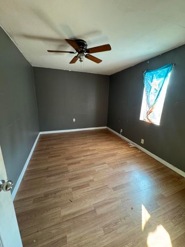 405 Lawson Road, Bakersfield, CA 93307