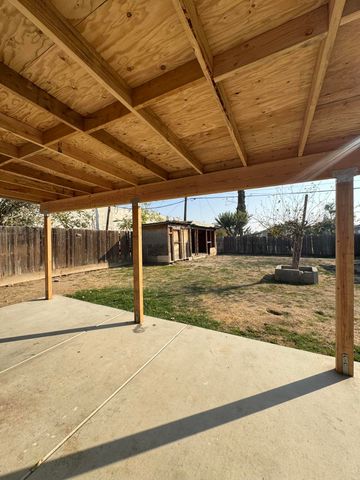 405 Lawson Road, Bakersfield, CA 93307