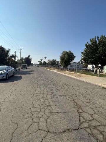 405 Lawson Road, Bakersfield, CA 93307