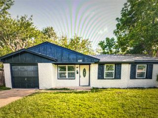 525 Moonlight Drive, Garland, TX 75040