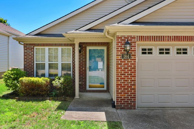184 White Oak Trace, Lexington, KY 40511