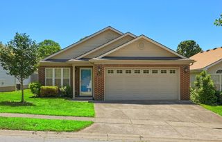 184 White Oak Trace, Lexington, KY 40511