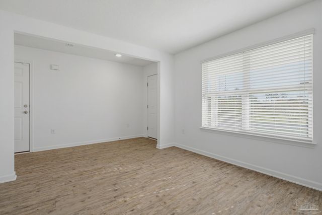 5894 Blackhorse Cir, Pensacola, FL 32526