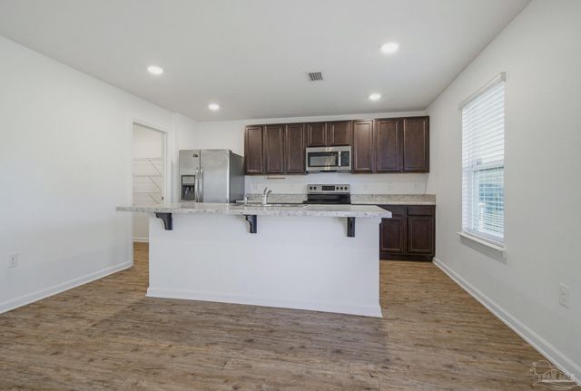 5894 Blackhorse Cir, Pensacola, FL 32526