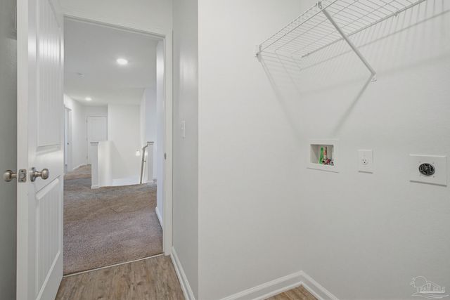 5894 Blackhorse Cir, Pensacola, FL 32526