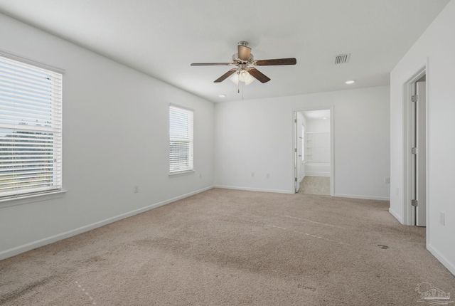 5894 Blackhorse Cir, Pensacola, FL 32526