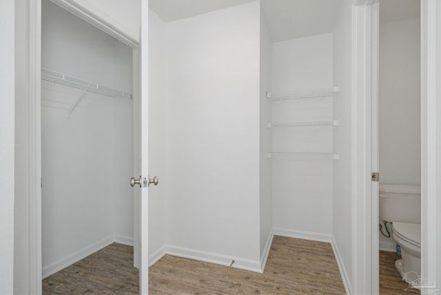 5894 Blackhorse Cir, Pensacola, FL 32526