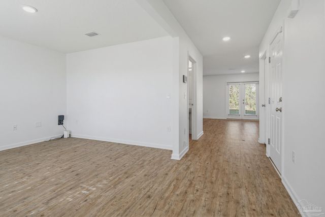 5894 Blackhorse Cir, Pensacola, FL 32526