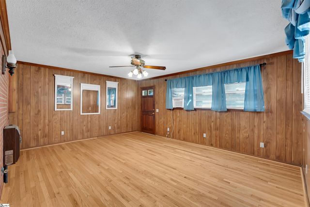 500 Stewart Drive, Easley, SC 29640