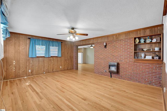 500 Stewart Drive, Easley, SC 29640