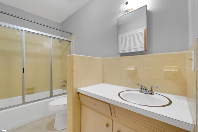 500 Stewart Drive, Easley, SC 29640