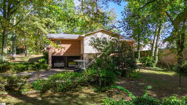 500 Stewart Drive, Easley, SC 29640