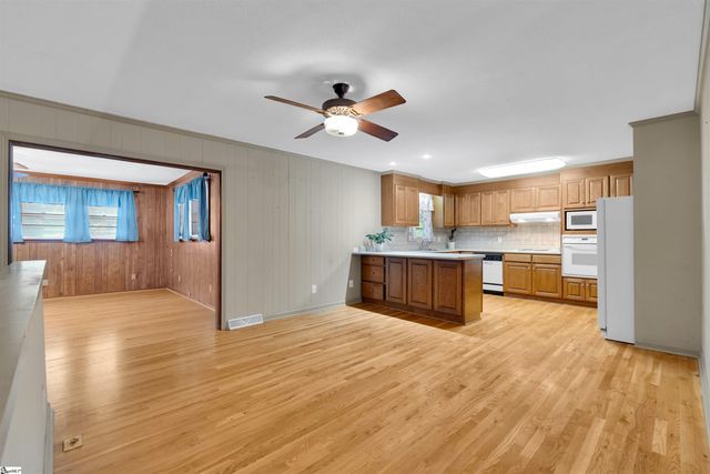 500 Stewart Drive, Easley, SC 29640