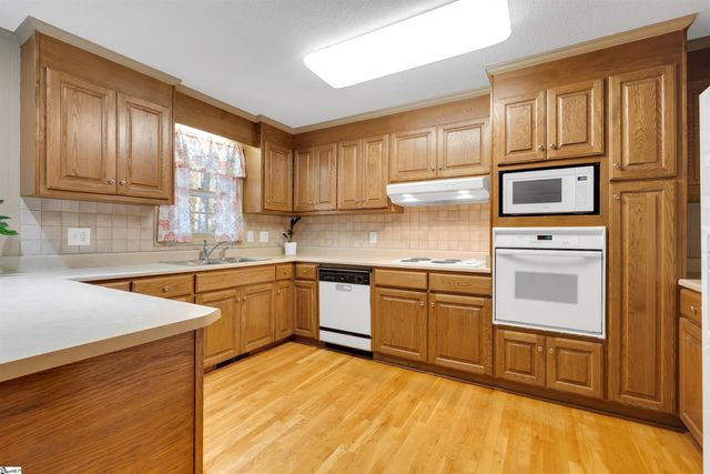 500 Stewart Drive, Easley, SC 29640