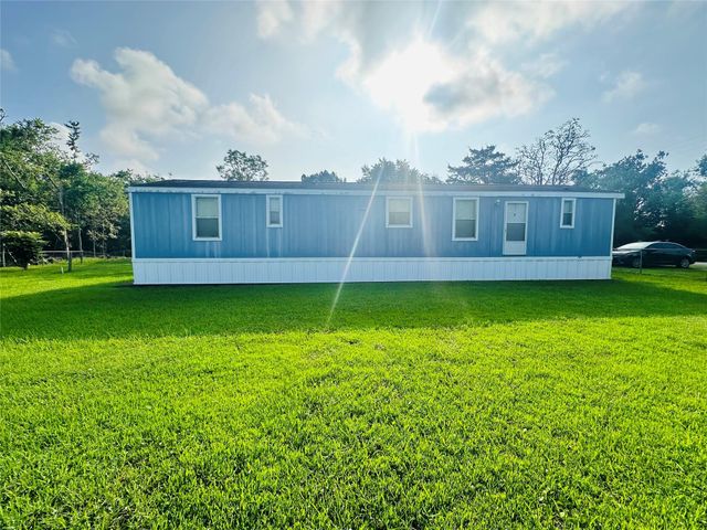 9012 Spruce Street, Hitchcock, TX 77563