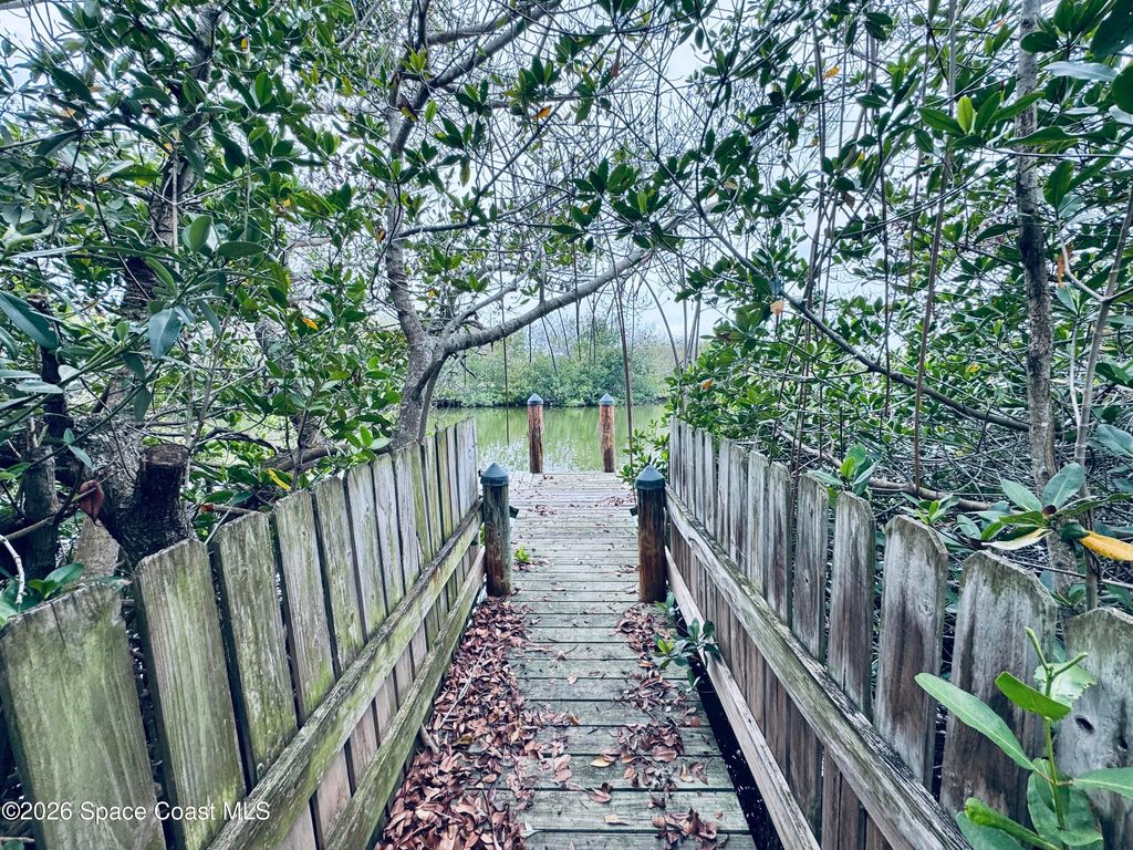 39 Cedar Avenue 39, Cocoa Beach, FL 32931