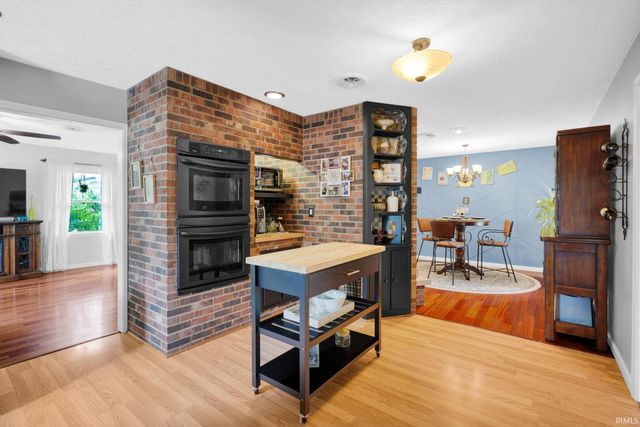 1206 O Street, Bedford, IN 47421