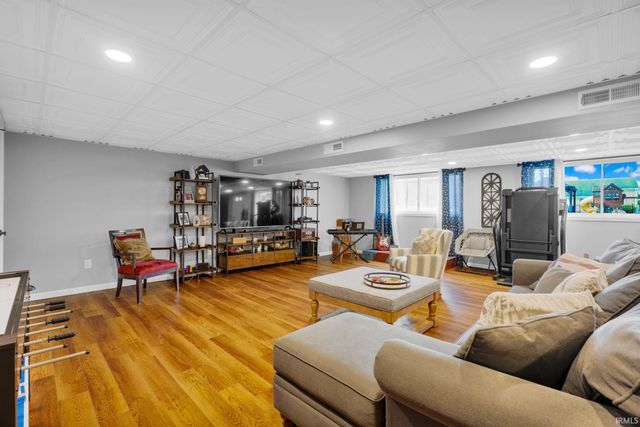 1206 O Street, Bedford, IN 47421