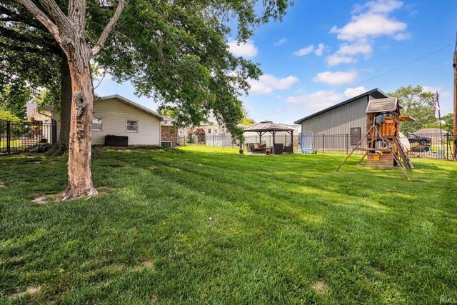 1206 O Street, Bedford, IN 47421