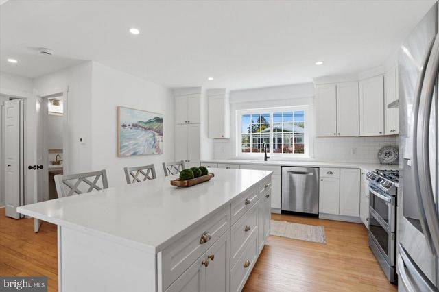 206 GUMBES RD, Collegeville, PA 19426