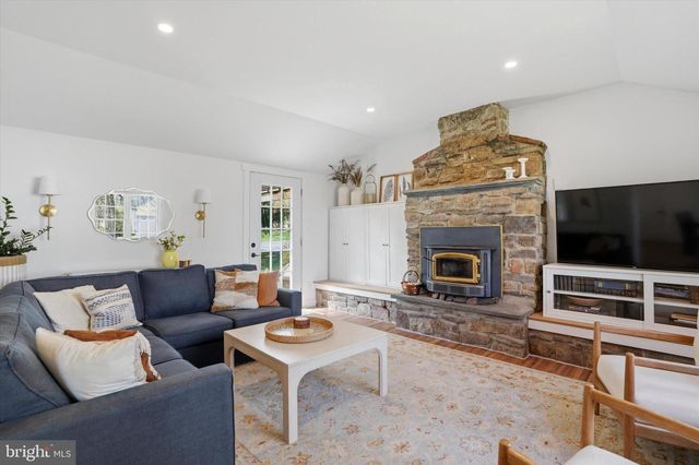 206 GUMBES RD, Collegeville, PA 19426