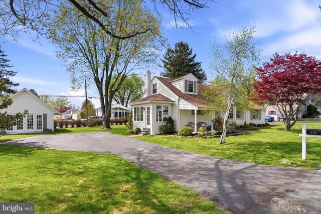 206 GUMBES RD, Collegeville, PA 19426
