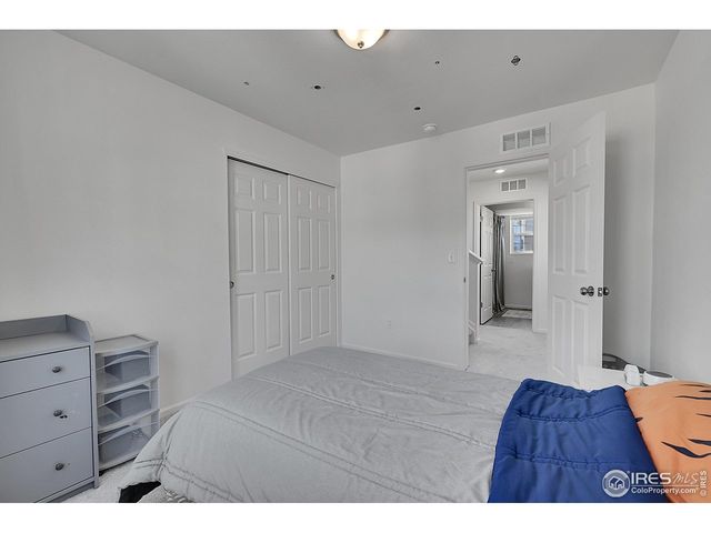 3576 Streamwood Dr, Johnstown, CO 80534