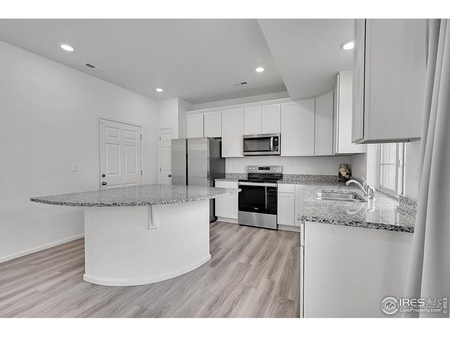 3576 Streamwood Dr, Johnstown, CO 80534