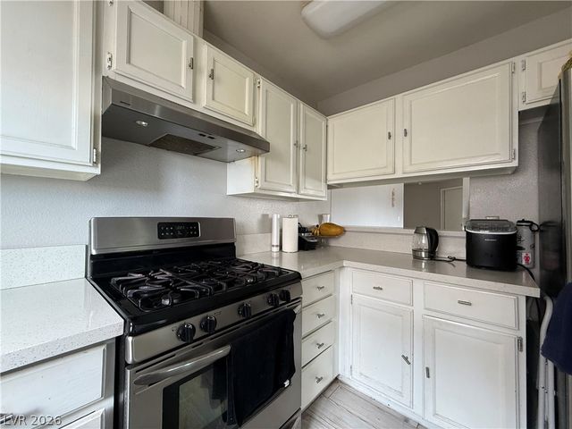 6929 Cherry Grove Avenue, Las Vegas, NV 89156