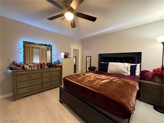 6929 Cherry Grove Avenue, Las Vegas, NV 89156