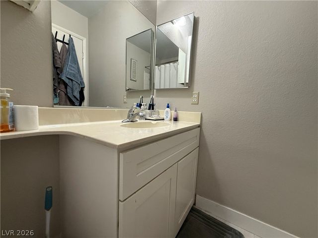 6929 Cherry Grove Avenue, Las Vegas, NV 89156