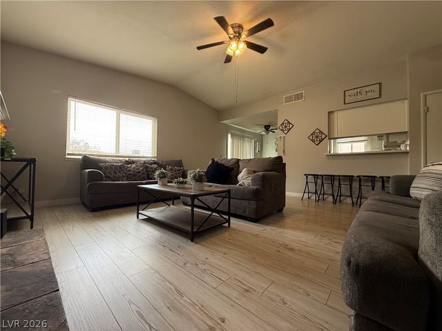 6929 Cherry Grove Avenue, Las Vegas, NV 89156