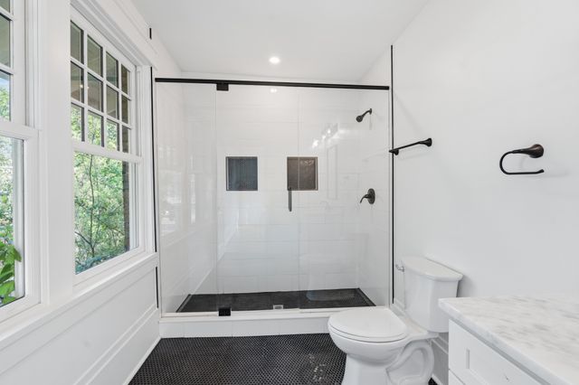 610 Russell St, Nashville, TN 37206