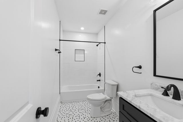 610 Russell St, Nashville, TN 37206