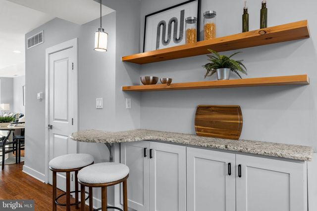 729 TASKER ST, Philadelphia, PA 19148