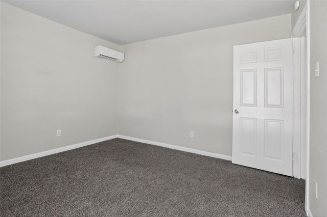 1711 W 5th Street, Freeport, TX 77541